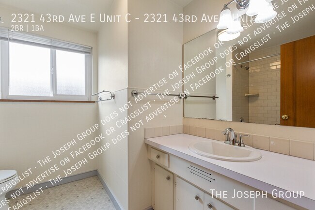 Building Photo - 2321 43rd Ave E