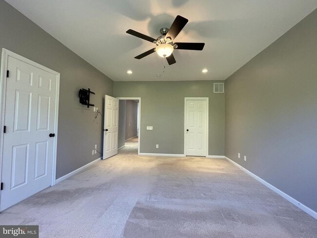 Building Photo - 23573 Christina Ridge Square