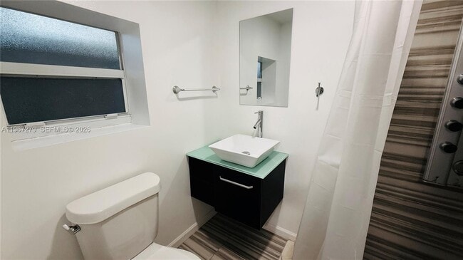 Building Photo - 2318 Washington St