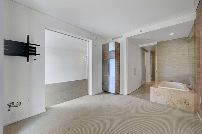Building Photo - Veer Towers 2310E- City/Strip Views from this Stunning 1Bd/1Ba Residence