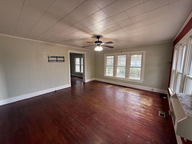 Building Photo - 1300 Aggie Rd