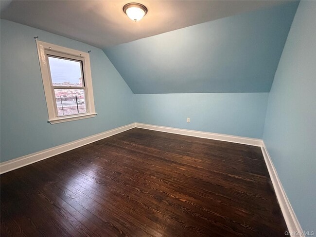 Building Photo - 1-81 Beach 90th St