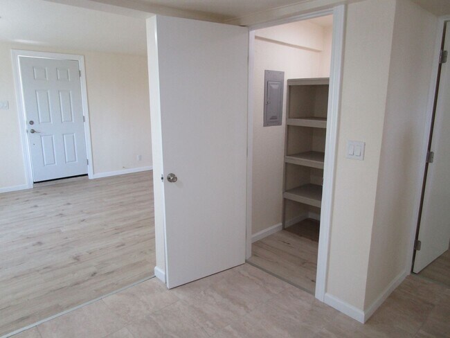 Building Photo - 4768-29L Sandmound Blvd
