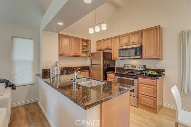 Building Photo - 2 Aruba St