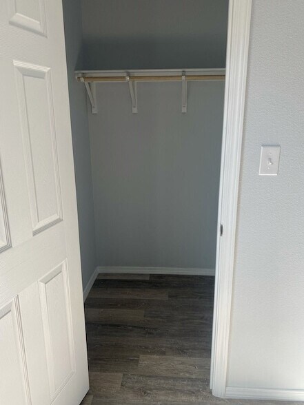 Building Photo - 1642 Wrigley Dr