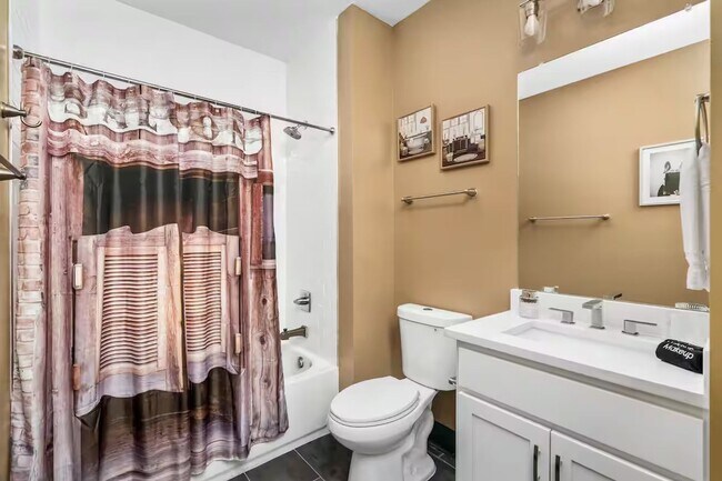 Building Photo - Modern 4 Bed, 4 Bath Townhouse with Rooftop Terrace in Nashville | 1,857 Sq Ft