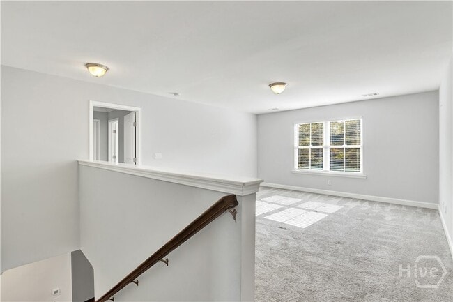 Building Photo - 289 Timberland Cir