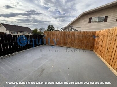 Building Photo - 1835 W Homestead Farms Ln