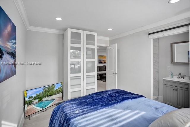 Building Photo - 2900 Banyan St