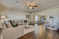 Building Photo - Westside area for Short or Long Term Rental(Completely Furnished) Beautiful 3 bed/2.5 baths