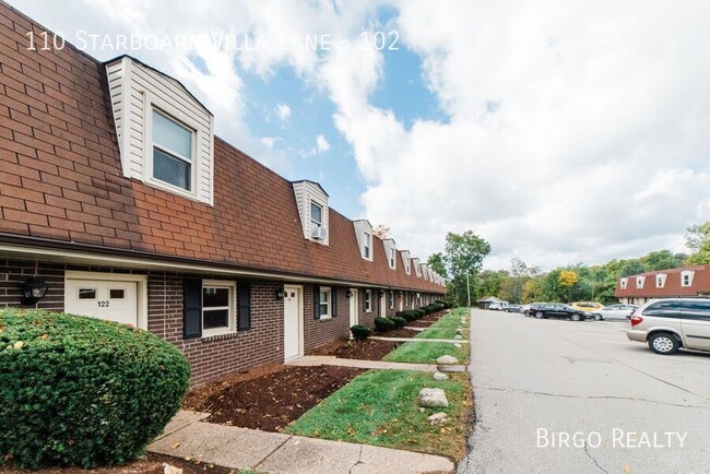 Building Photo - A Cozy 2 Bed/1 Bath TOWNHOUSE in GREENSBUR...