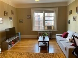 Building Photo - 400 Marlborough St
