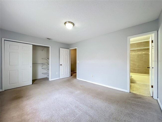 Building Photo - 1604 Little Falls Cir
