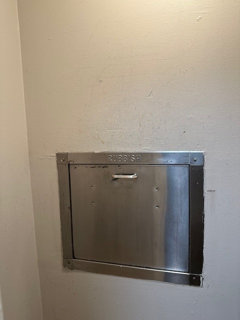 Building Photo - 1931 Prairie Square