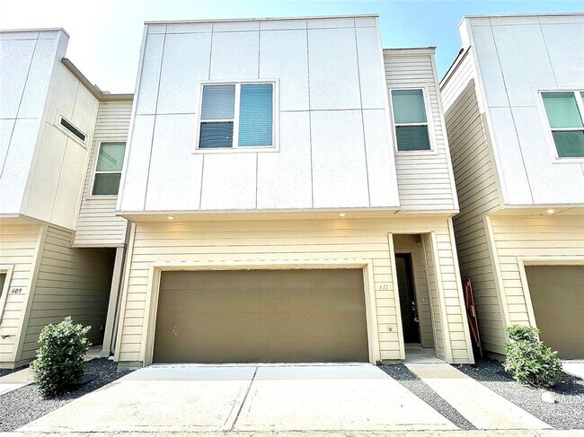 Building Photo - 611 Thornton Oaks Ln