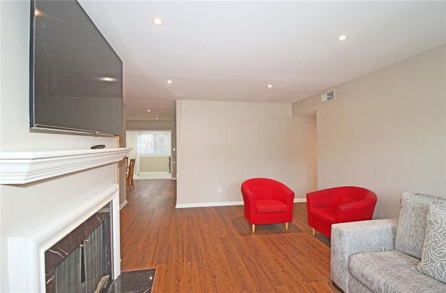 Building Photo - 38 La Rue Pl NW