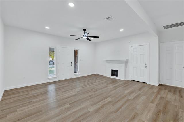 Building Photo - 326 W Rainey St