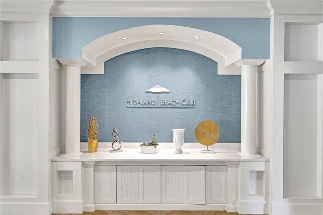 Building Photo - 3606 S Ocean Blvd