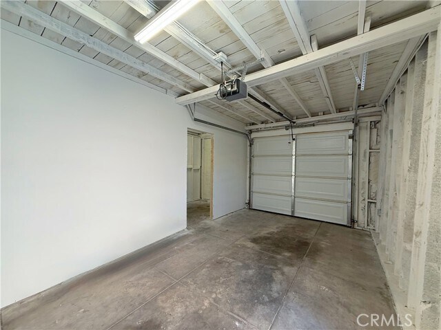 Building Photo - 2953 S Bronson Ave