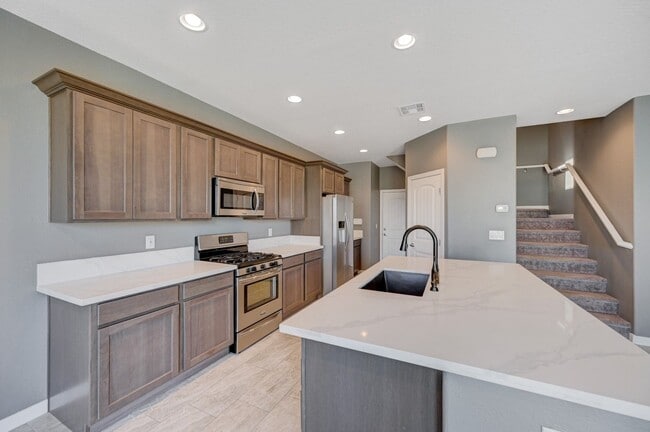 Building Photo - GORGEOUS 4 Bedroom, 2 Story Home located in the SW!