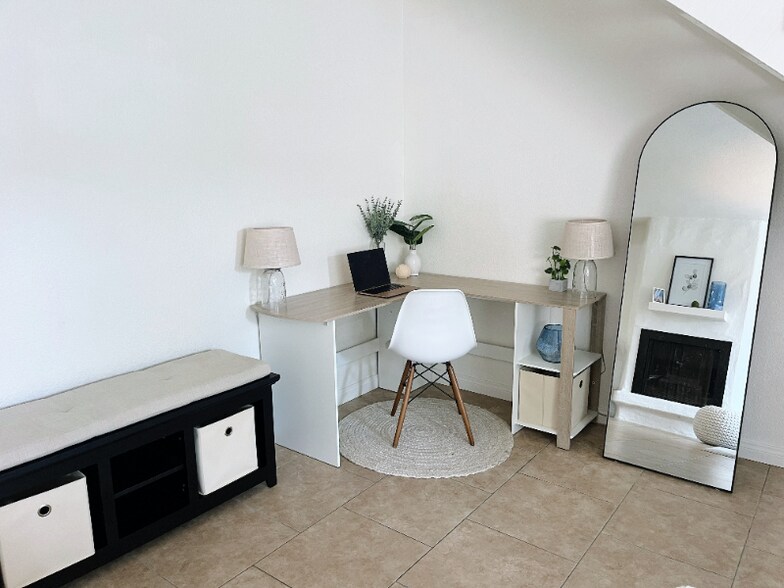 Building Photo - 1070 Grand Ave