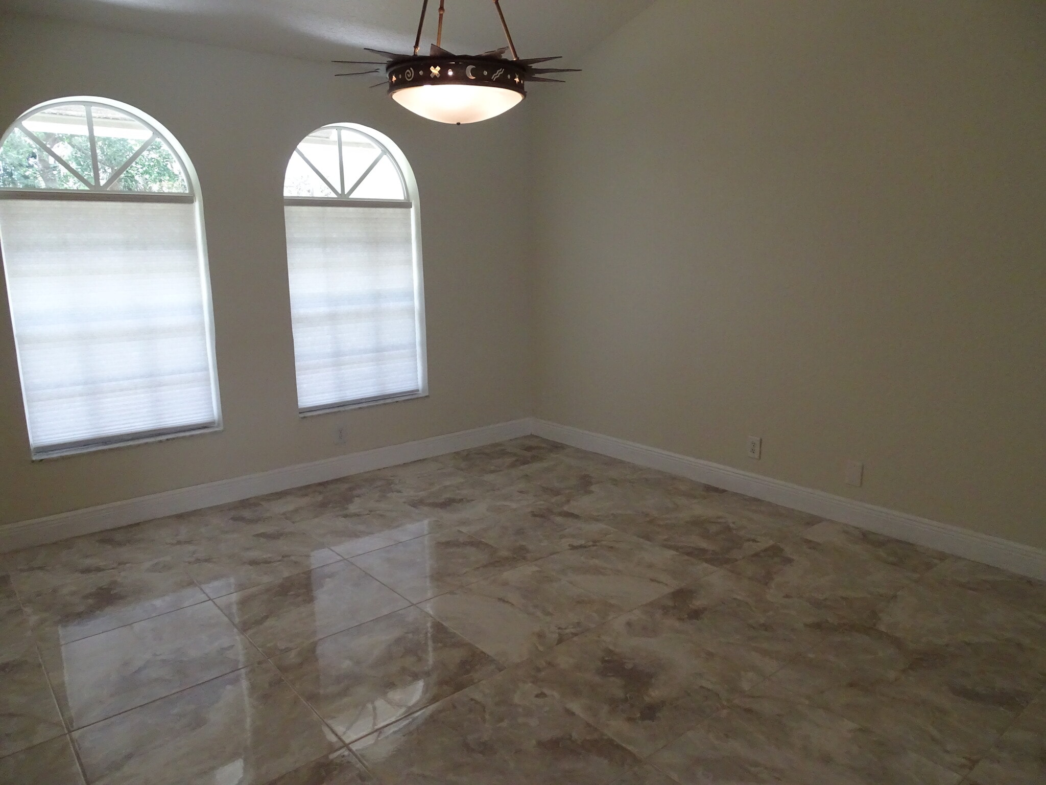 Formal Dining Room or Office - 6325 Winding Lake Dr