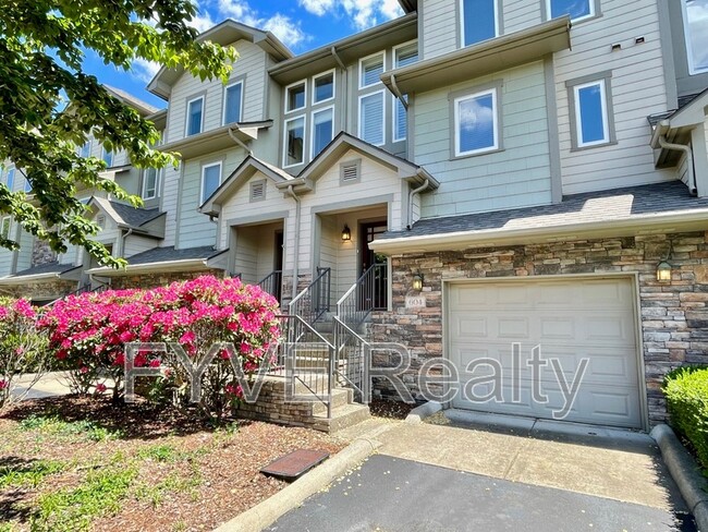 Building Photo - 320 Old Hickory Blvd