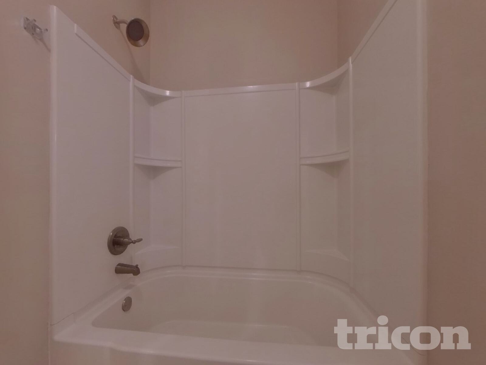 Building Photo - 218 Evergreen Way