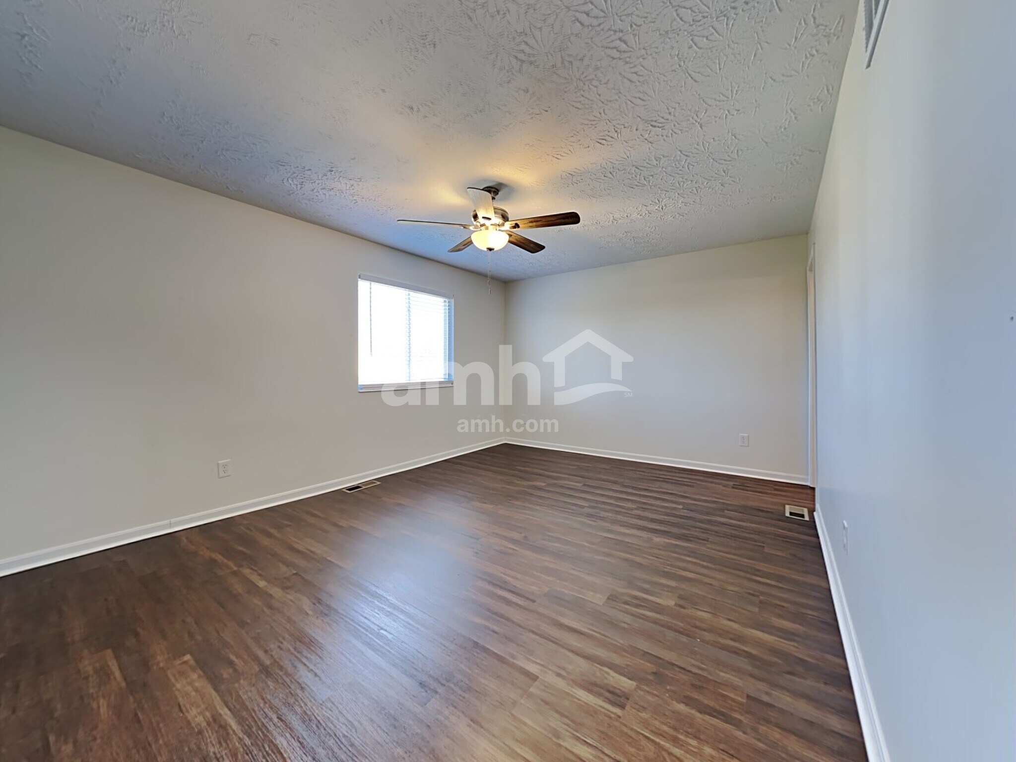 Building Photo - 304 Trout Valley Rd