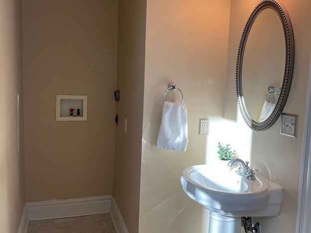 Building Photo - 1924 Geyer Ave