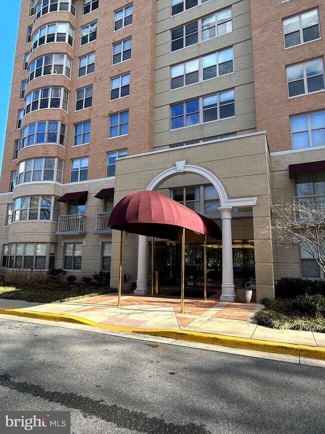 5000 Battery Ln 5000 Battery Ln Bethesda MD 20814 Apartment Finder