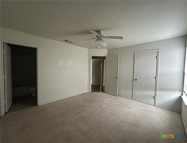 Building Photo - 4807 Auburn Dr