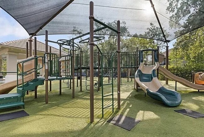 Building Photo - 14467 Mirabelle Vista Cir