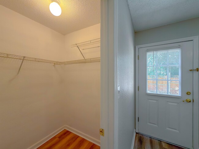 Building Photo - 2500 Nugget Ln
