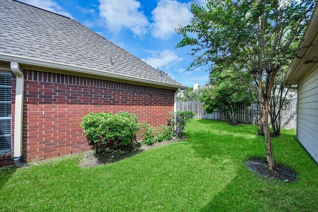 Building Photo - 16710 Colony Terrace Dr