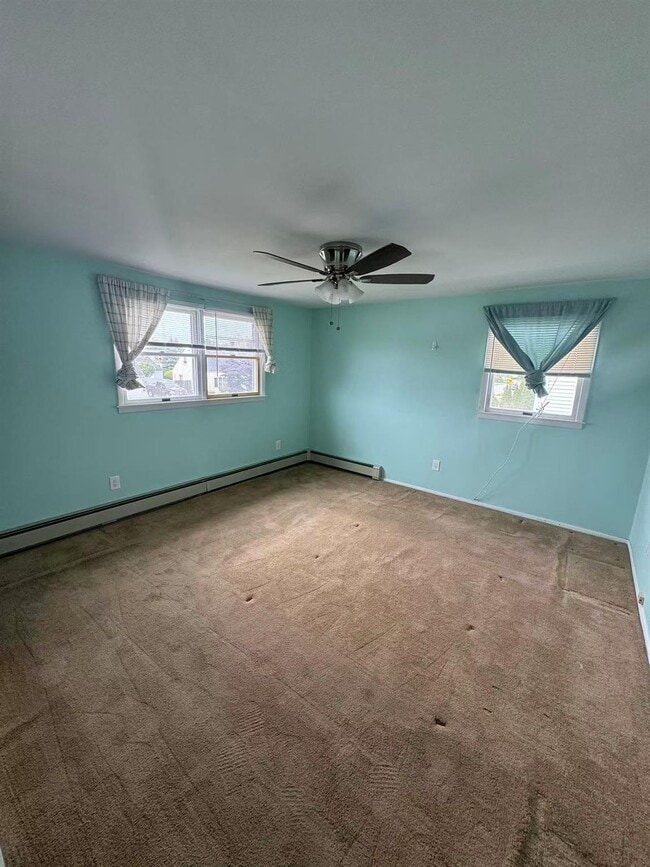 Building Photo - 35 Crag Ln