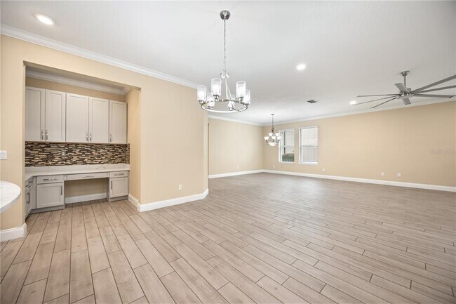 Building Photo - 8348 Vivaro Isle Way