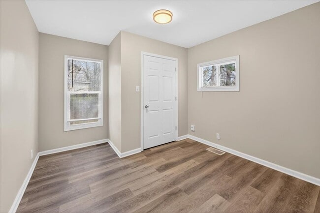 Building Photo - 3610 N Emerson Ave