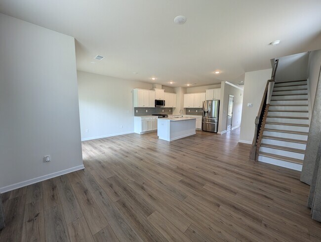 Building Photo - 1802 Pheasant Trce Cir