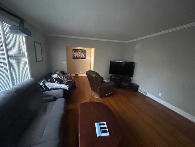 Building Photo - 4826 Kilbourne Rd