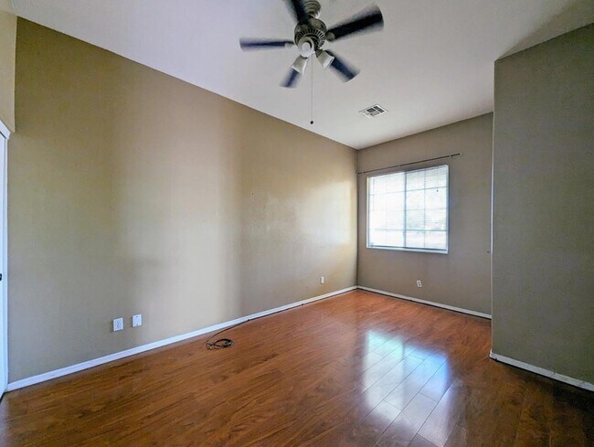 Building Photo - 3310 W Latona Rd