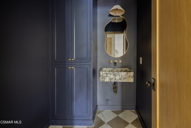 Building Photo - 24005 Clarington Dr