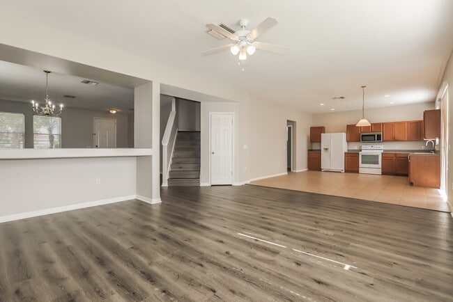 Building Photo - 10510 Boyette Creek Blvd