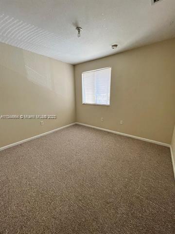 Building Photo - 1475 SE 24th Ct