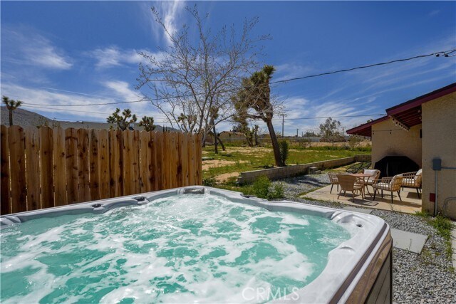 Building Photo - 60231 Granada Dr