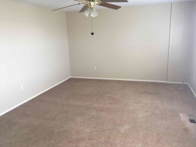 Building Photo - 6554 Portage St NW