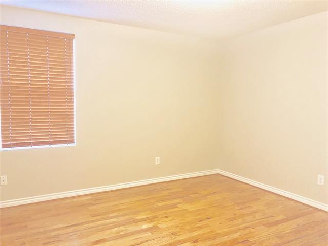 Building Photo - 1620 Flagstone Ln