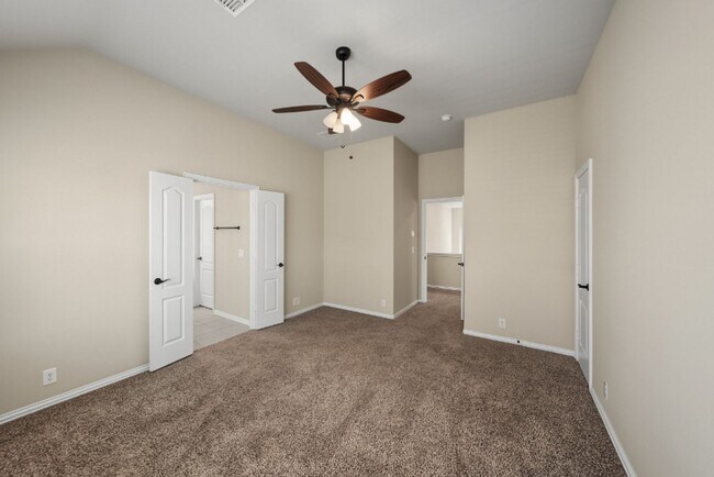 Building Photo - 504 Ridgewater Trail