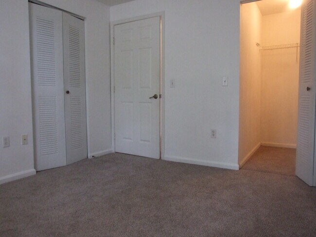 Building Photo - 4822 Chancellor Dr