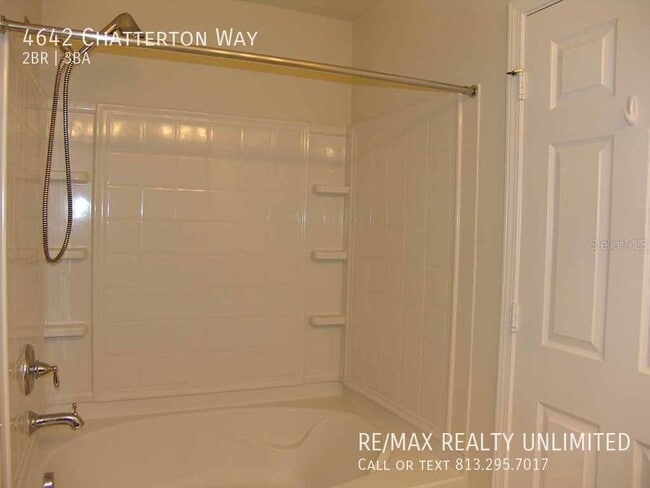 Building Photo - 4642 Chatterton Way